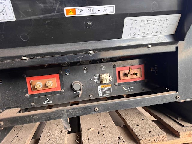 Miller - boog 1250 ac/dc lasbron - boog 1250 ac/dc lasbron - afbeelding 12 van  14