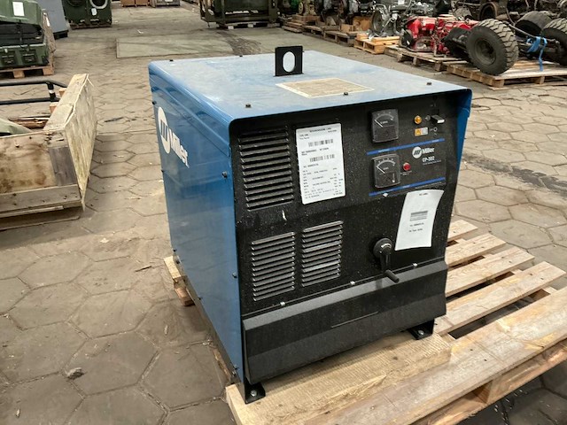 Miller cp302 lasmachine - afbeelding 2 van  6
