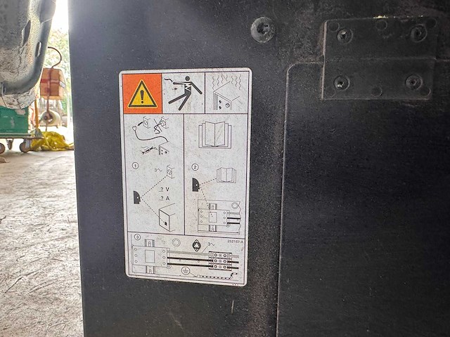 Miller electric mfg. co. - subarc ac/dc 1250 digital - lasstroombron - afbeelding 3 van  16