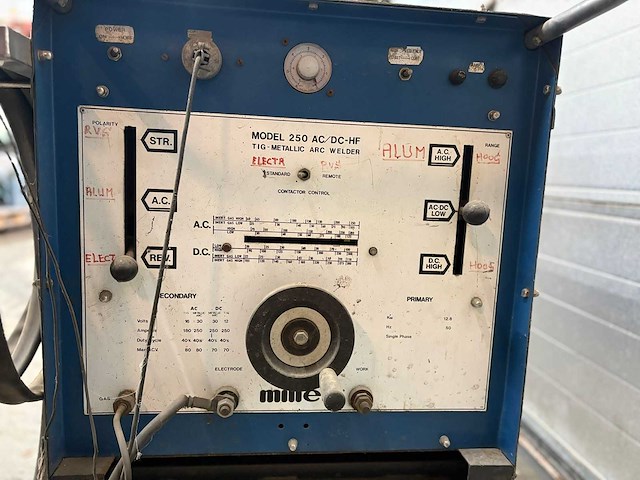 Miller lasapparaat model 250 ac/dc-hf - afbeelding 8 van  11