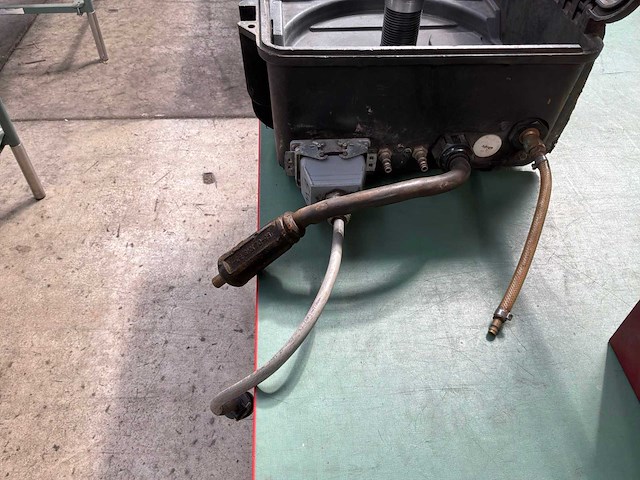 Miller suitcase 12rc draadaanvoerkoffer - afbeelding 3 van  6