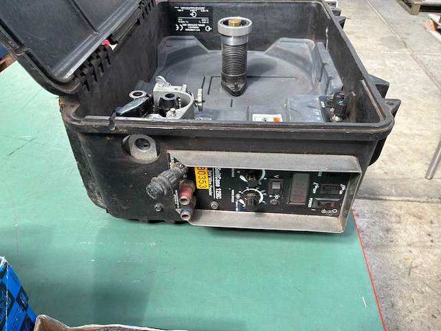 Miller suitcase 12rc draadaanvoerkoffer - afbeelding 4 van  6