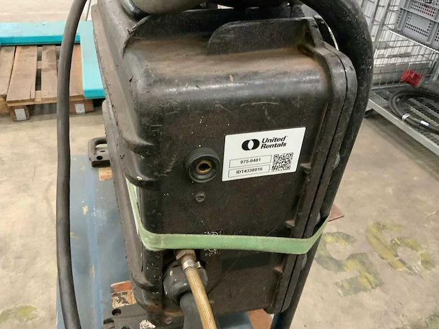 Miller xmt304 mig lasapparaat - afbeelding 7 van  7