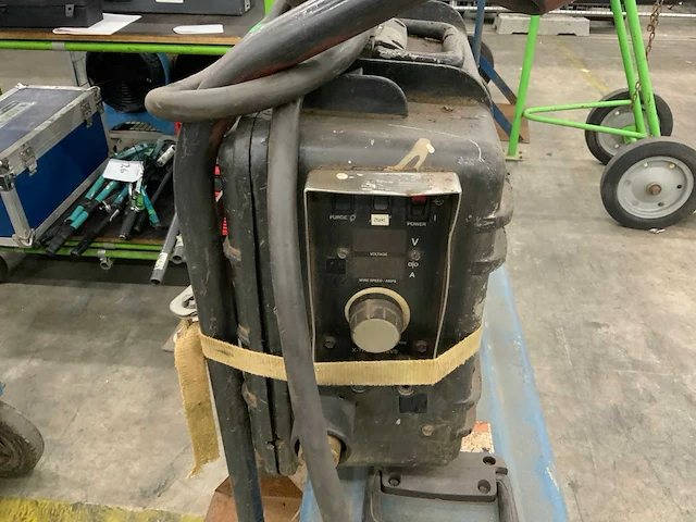 Miller xmt304 mig lasapparaat - afbeelding 5 van  9