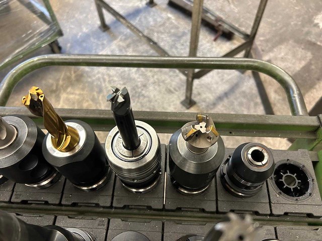 Milling machine tools (12x) - afbeelding 2 van  7