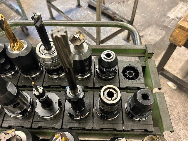 Milling machine tools (12x) - afbeelding 1 van  7