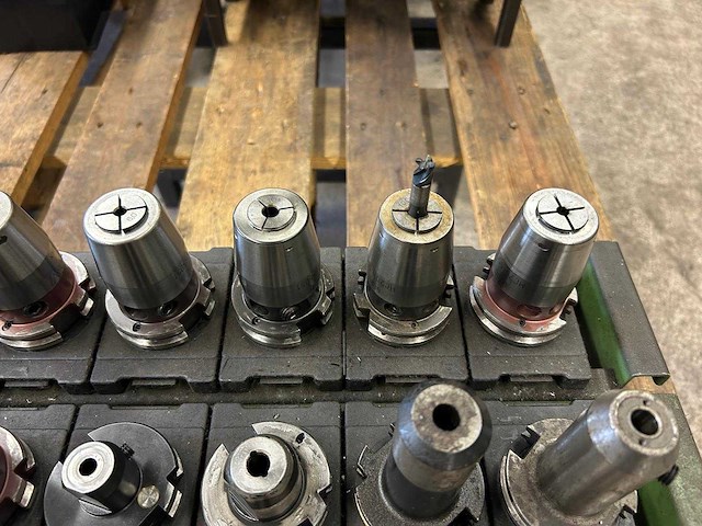 Milling machine tools (14x) - afbeelding 6 van  7