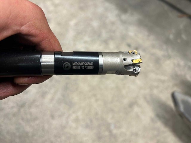 Milling machine tools (16x) - afbeelding 2 van  8