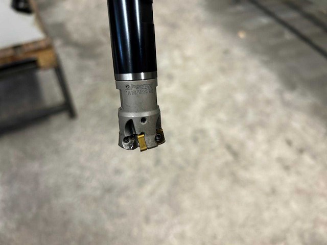 Milling machine tools (16x) - afbeelding 7 van  8