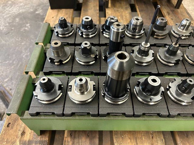 Milling machine tools (21x) - afbeelding 8 van  8