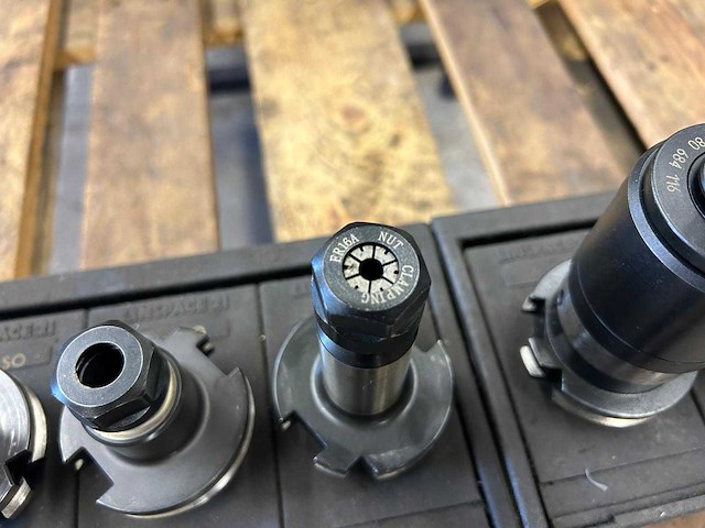 Milling machine tools (6x) - afbeelding 3 van  8