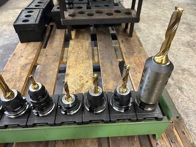 Milling machine tools (7x) - afbeelding 2 van  7