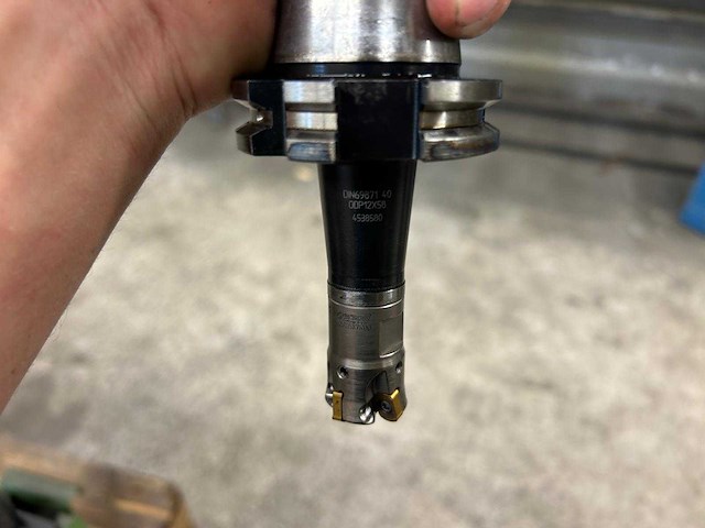 Milling machine tools (7x) - afbeelding 4 van  4