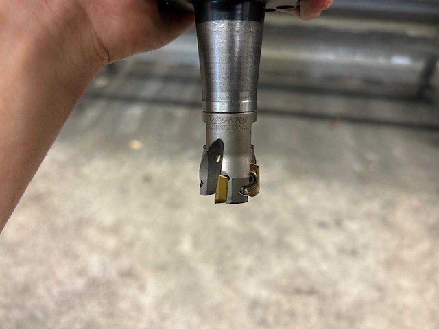 Milling machine tools (7x) - afbeelding 4 van  9