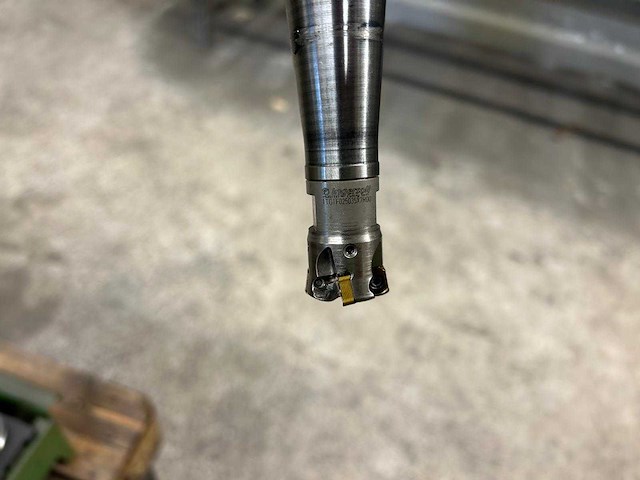 Milling machine tools (7x) - afbeelding 6 van  9