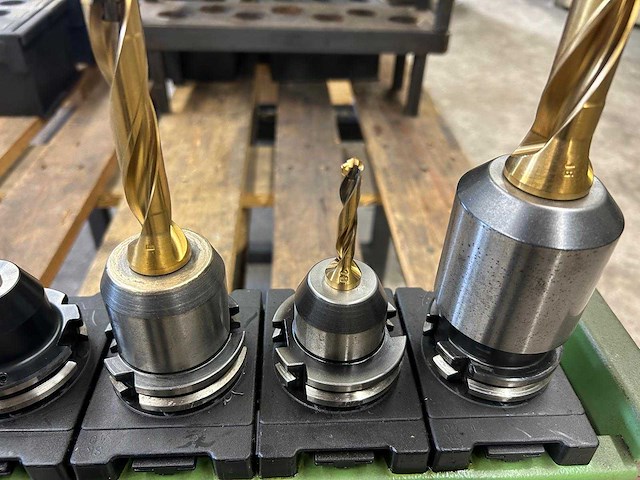 Milling machine tools (7x) - afbeelding 3 van  7