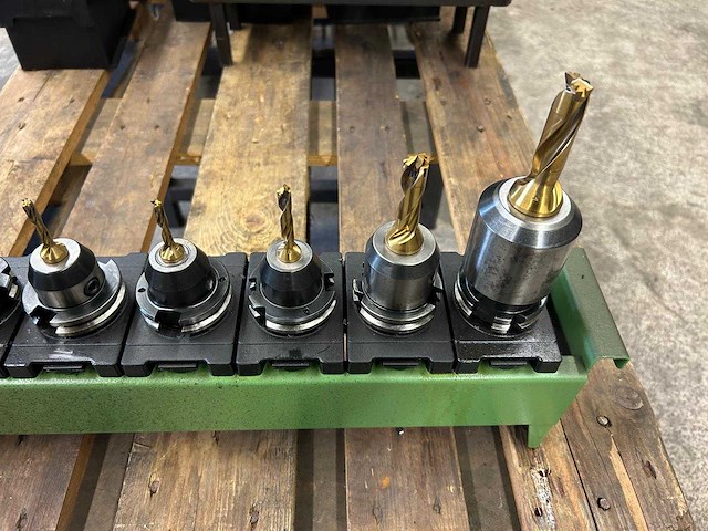 Milling machine tools (7x) - afbeelding 7 van  7