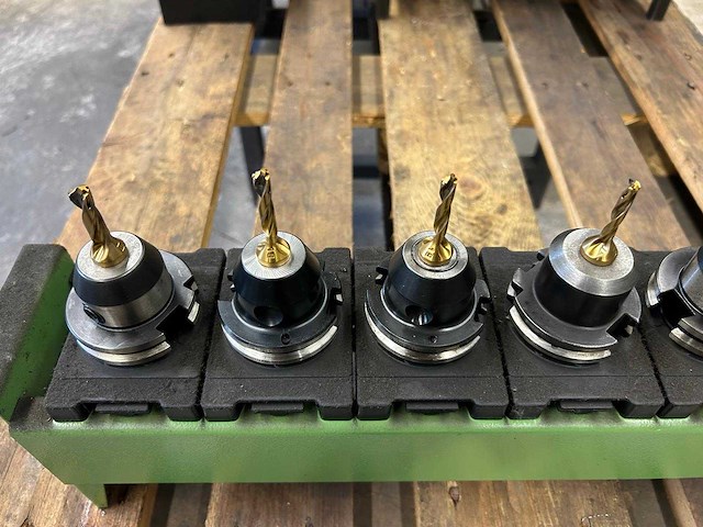 Milling machine tools (7x) - afbeelding 7 van  7