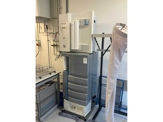 Millipore elix 35 waterzuiveringssysteem - afbeelding 2 van  4
