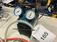 Millipore vacuümpomp - afbeelding 3 van  6