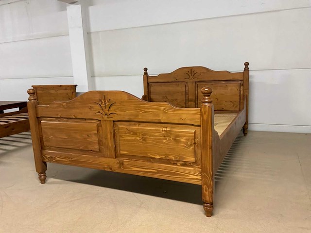 Milton bedframe - afbeelding 6 van  13