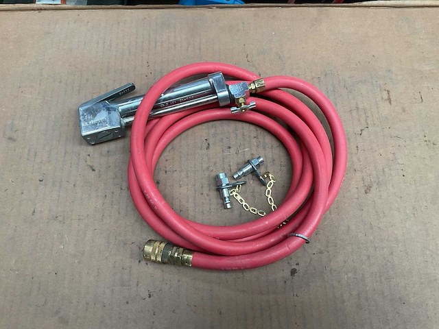 Milton tire inflator kit - afbeelding 1 van  3