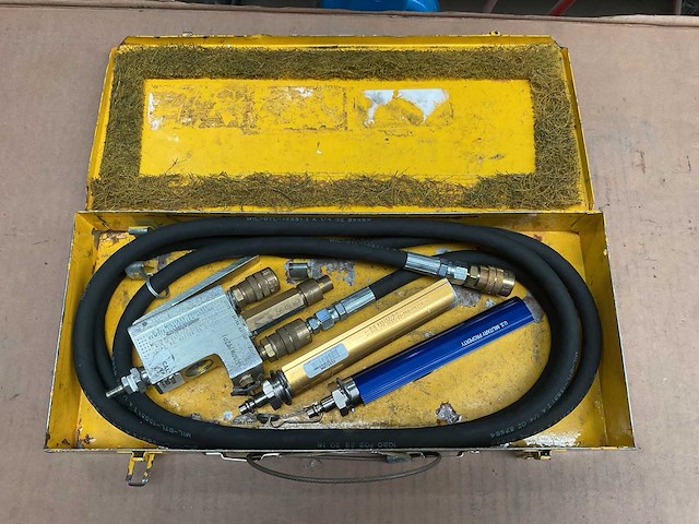 Milton tire inflator kit - afbeelding 1 van  5
