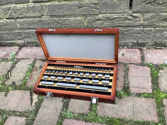 Miltutoyo bmi-47-8 eindmatenset - afbeelding 1 van  3