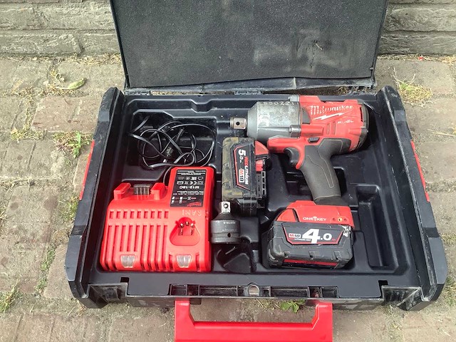 Milwakee accu slagmoersleutel - afbeelding 2 van  4