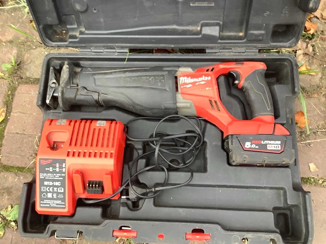 Milwakee m18csx reciprozaagmachine - afbeelding 4 van  5