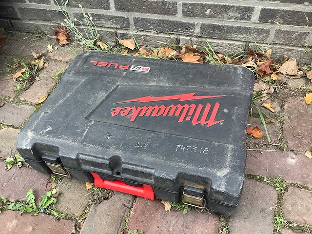 Milwakee m18csx reciprozaagmachine - afbeelding 5 van  5