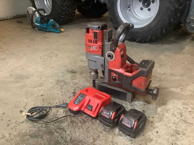 Milwakee m18fmdp magnetische boormachine - afbeelding 1 van  4