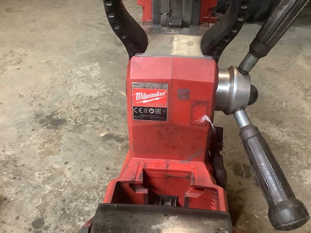 Milwakee m18fmdp magnetische boormachine - afbeelding 4 van  4