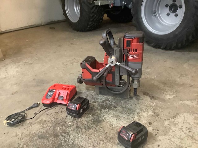 Milwakee m18fmdp magnetische boormachine - afbeelding 4 van  6
