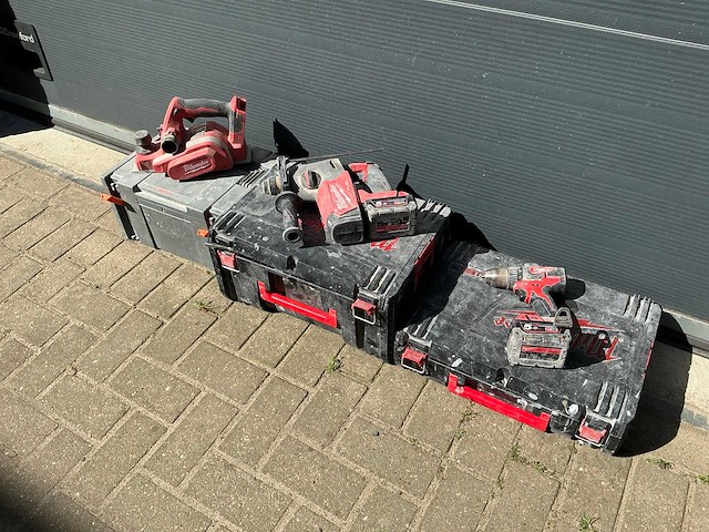 Milwaukee - accugereedschap (3x) - afbeelding 1 van  16