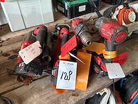Milwaukee accu gereedschap (4x) - afbeelding 1 van  5