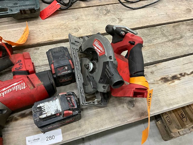 Milwaukee accu gereedschap (4x) - afbeelding 3 van  5