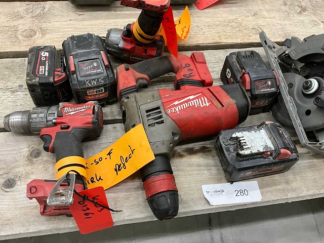 Milwaukee accu gereedschap (4x) - afbeelding 4 van  5