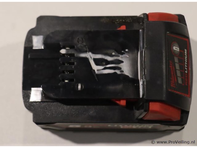 Milwaukee accu li-ion m18b5 - 5.0ah, 18v - afbeelding 2 van  4