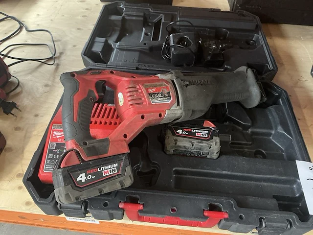 Milwaukee accu reciprozaag - afbeelding 5 van  6