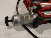 Milwaukee accu vetspuit m18 gg - afbeelding 2 van  8