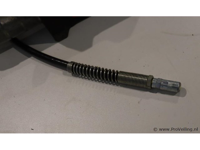 Milwaukee accu vetspuit m18 gg - afbeelding 3 van  8