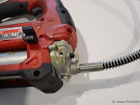 Milwaukee accu vetspuit m18 gg - afbeelding 4 van  8