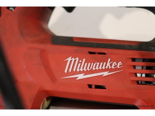 Milwaukee accu vetspuit m18 gg - afbeelding 6 van  8