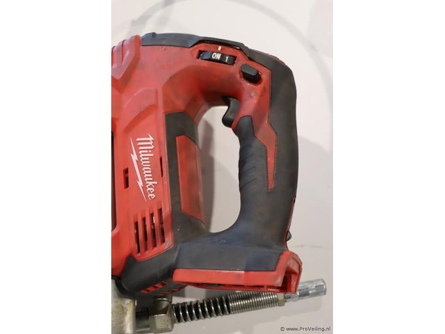 Milwaukee accu vetspuit m18 gg - afbeelding 7 van  8