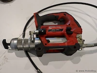Milwaukee accu vetspuit m18 gg