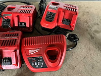 Milwaukee acculader (6x) - afbeelding 3 van  3