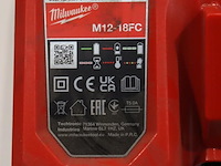 Milwaukee acculader m12-18fc - afbeelding 2 van  3