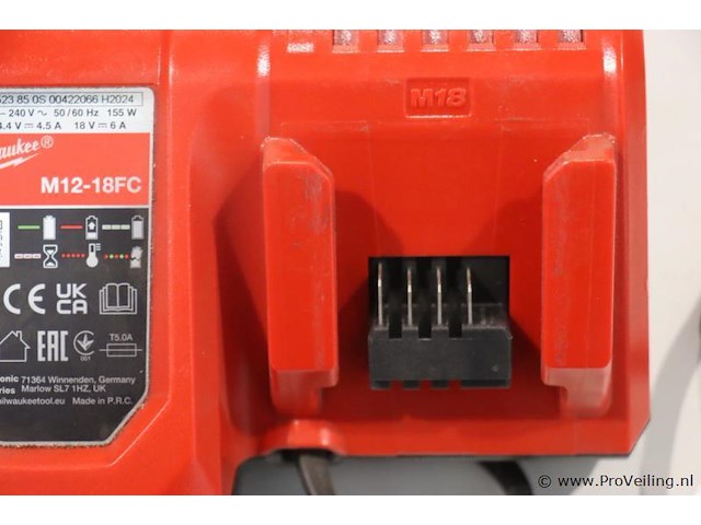 Milwaukee acculader m12-18fc - afbeelding 3 van  3