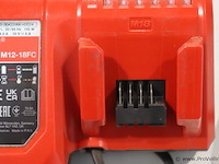 Milwaukee acculader m12-18fc - afbeelding 3 van  3